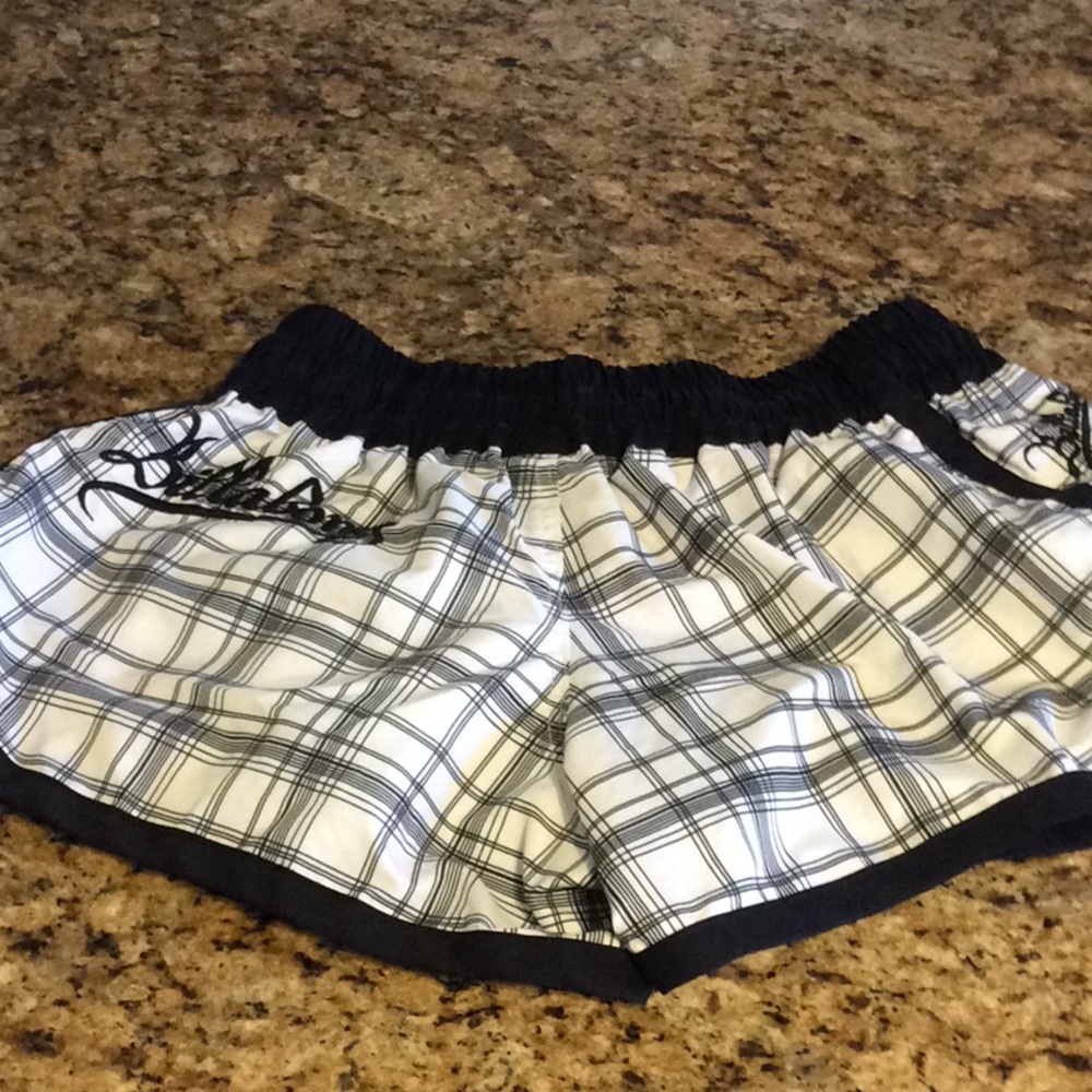 Billabong shorts - Picture 3 of 3